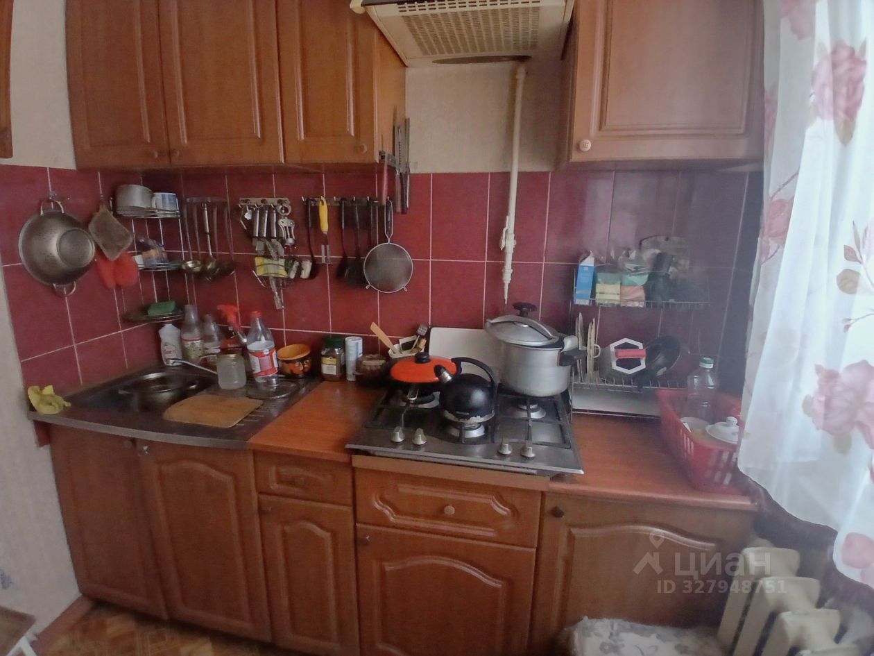 Продажа 3-комн квартиры на вторичном рынке 2-й мкр,  д. 36