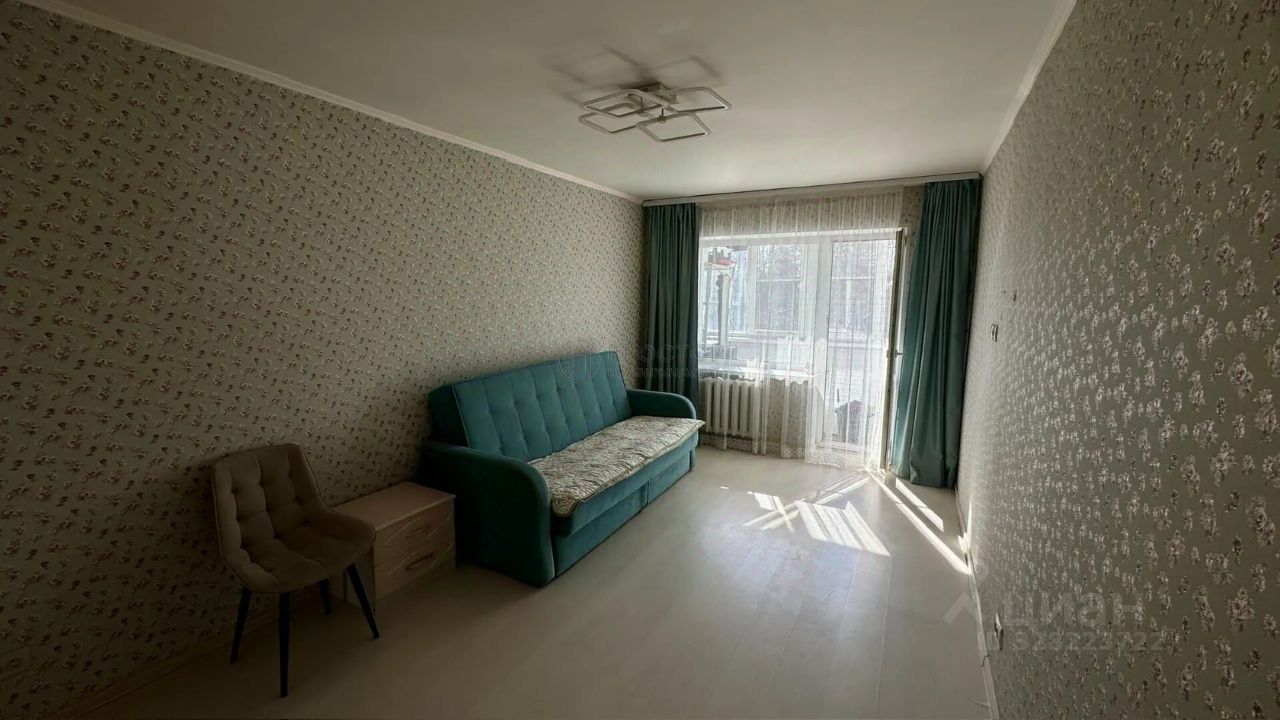 Продажа 2-комн квартиры на вторичном рынке Томилино пгт, улица Гаршина, 1