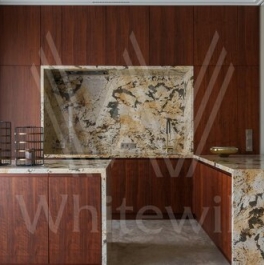 Продажа 4-комн квартиры на вторичном рынке ул Усачёва,  д. 11,  к. 17