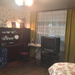Продажа 3-комн квартиры на вторичном рынке улица Белы Куна,  д. 19 к2