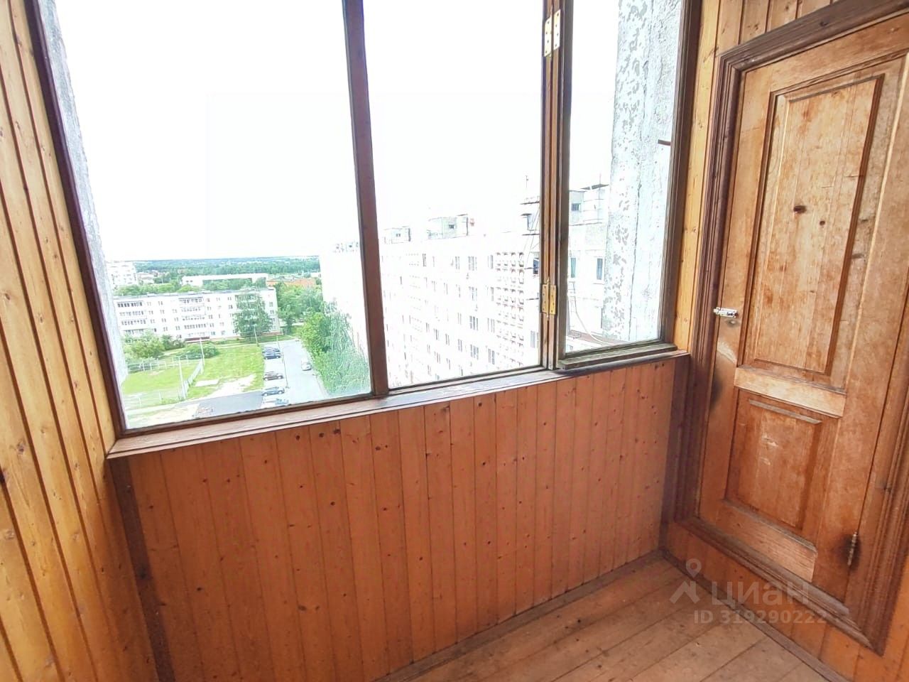 Продажа 3-комн квартиры на вторичном рынке 6-й мкр,  д. 17