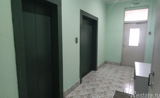 Продажа 2-комн квартиры на вторичном рынке Кронштадтский б-р,  д. 30