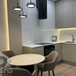 Продажа 2-комн квартиры на вторичном рынке Ям, улица Мезенцева,  д. 4