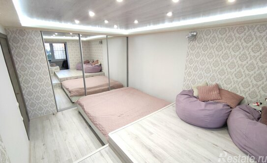 Продажа 2-комн квартиры на вторичном рынке Долгоозёрная улица,  д. 1