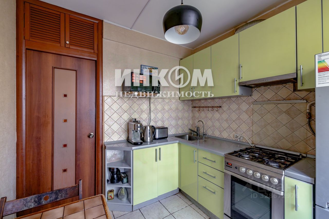 Продажа 2-комн квартиры на вторичном рынке улица Ляпидевского,  д. 8К2