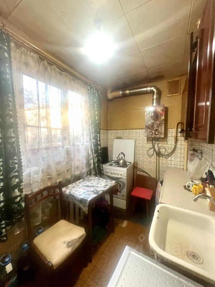 Продажа 2-комн квартиры на вторичном рынке Щелково-3 мкр, улица Институтская,  д. 36