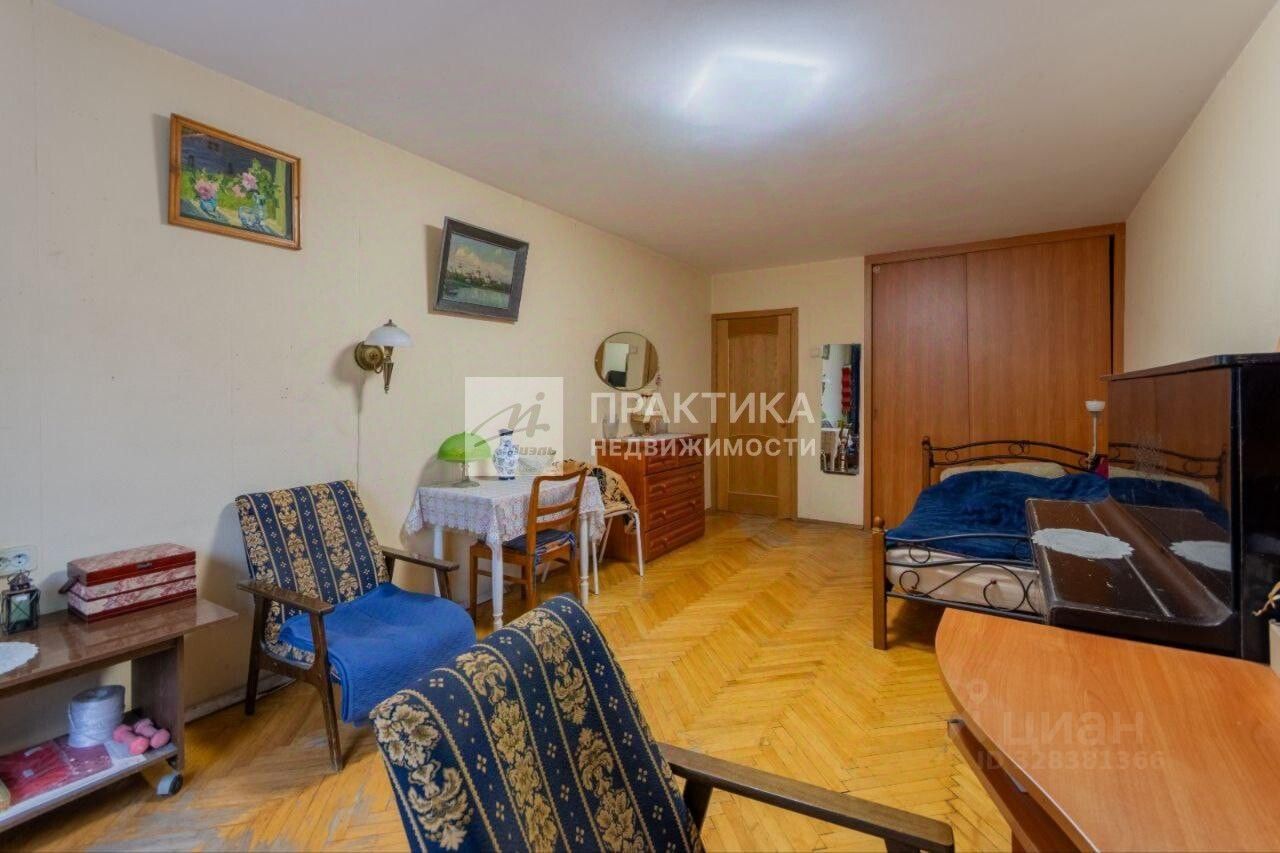 Продажа 2-комн квартиры на вторичном рынке 2-я Пугачевская улица, 3К1