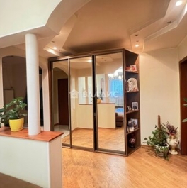 Продажа 3-комн квартиры на вторичном рынке Ленинский пр-кт,  д. 129 к1