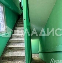 Продажа 3-комн квартиры на вторичном рынке улица Обручева,  д. 4 к1
