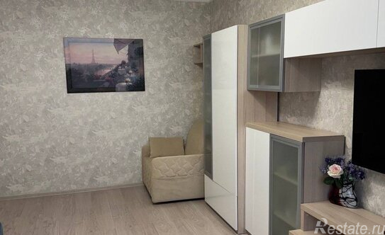 Продажа 1-комн квартиры на вторичном рынке Московский г, Бианки ул,  д. 4 к2