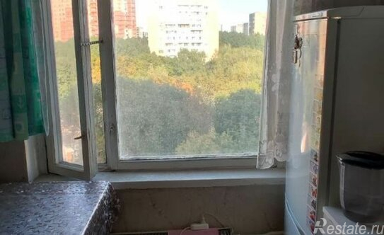 Продажа 2-комн квартиры на вторичном рынке Кронштадтский б-р,  д. 43,  к. 3