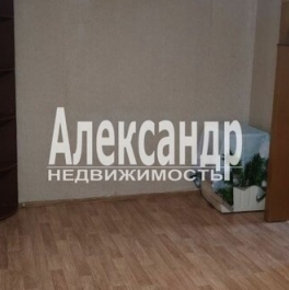 Продажа 3-комн квартиры на вторичном рынке Южная улица,  д. 19