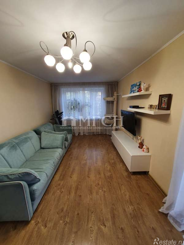 Продажа 1-комн квартиры на вторичном рынке Химки, улица Пожарского, 12