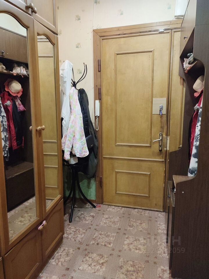 Продажа 3-комн квартиры на вторичном рынке Перекопская улица, 5