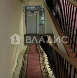 Продажа 5-комн квартиры на вторичном рынке улица Спиридоновка,  д. 15