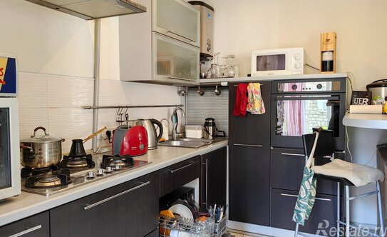 Продажа 2-комн квартиры на вторичном рынке Полозова улица