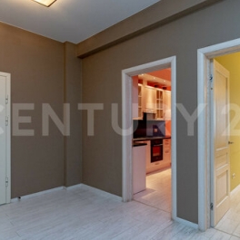 Продажа 1-комн квартиры на вторичном рынке пл Конституции,  д. 1,  к. 2