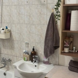 Продажа 2-комн квартиры на вторичном рынке Бухарестская ул,  д. 64