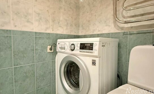 Продажа 2-комн квартиры на вторичном рынке Литовский бульвар,  д. 5/10