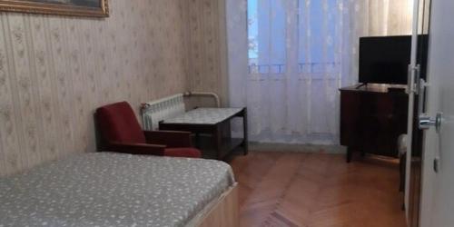 2-комн квартира Батайский пер,  д. 10