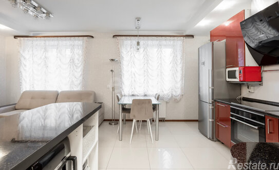 Продажа 3-комн квартиры на вторичном рынке Новый Оккервиль, ул Ленинградская,  д. 7