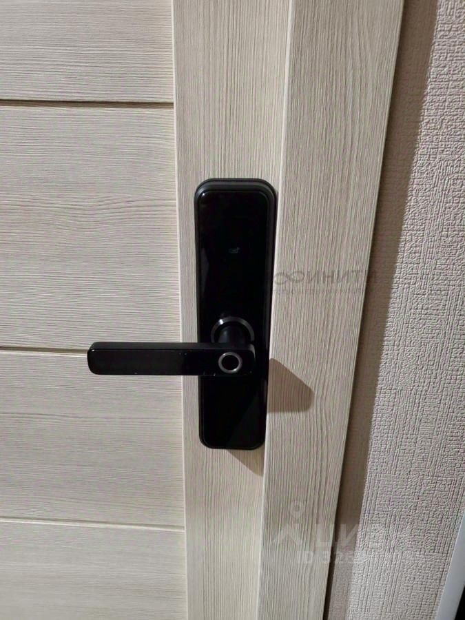 Продажа 3-комн квартиры на вторичном рынке Авиационный переулок, 8