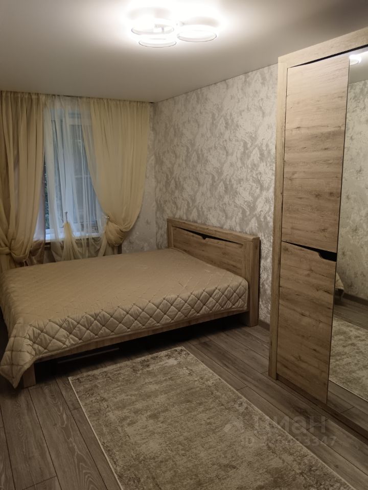 Продажа 2-комн квартиры на вторичном рынке улица Орджоникидзе, 19