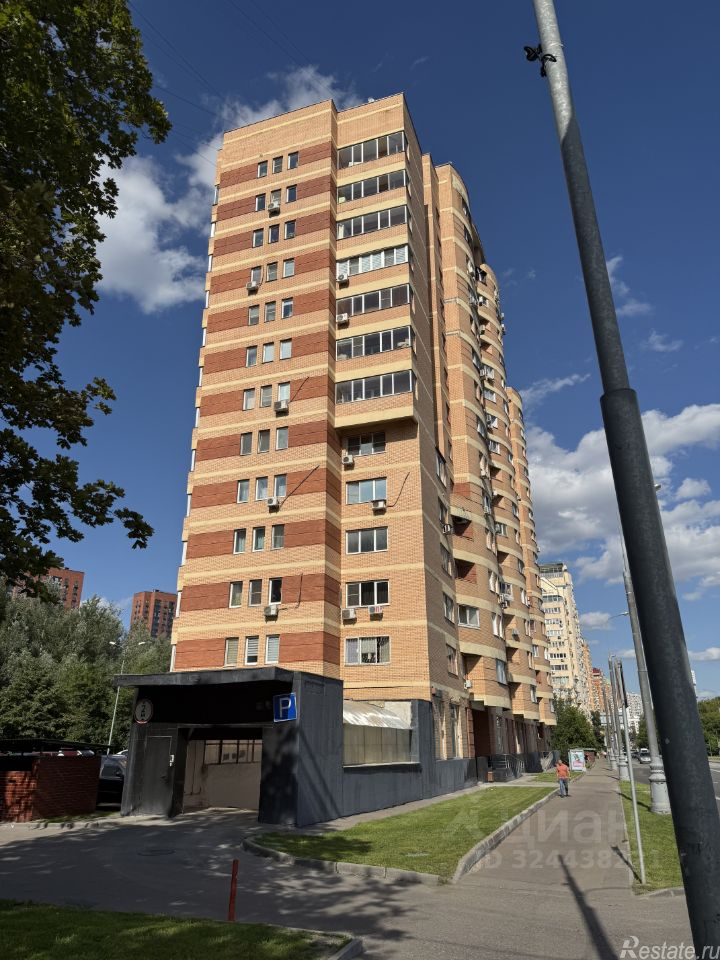 Продажа гаража Карамышевская набережная,  д. 28 к1