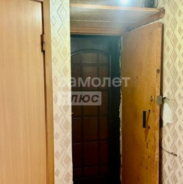 Продажа 2-комн квартиры на вторичном рынке Кронштадт г, Посадская ул,  д. 12