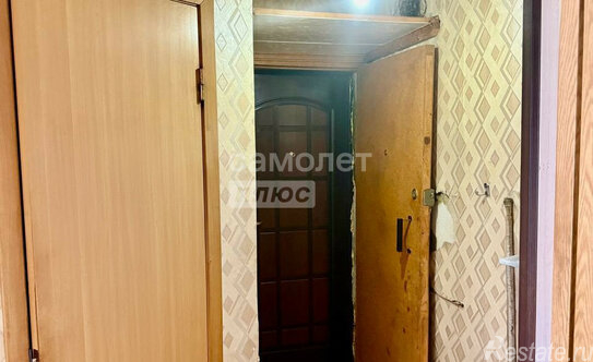 Продажа 2-комн квартиры на вторичном рынке Кронштадт г, Посадская ул,  д. 12