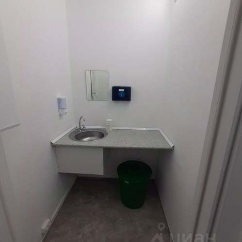 Помещение свободного назначения Лухмановская улица,  д. 33