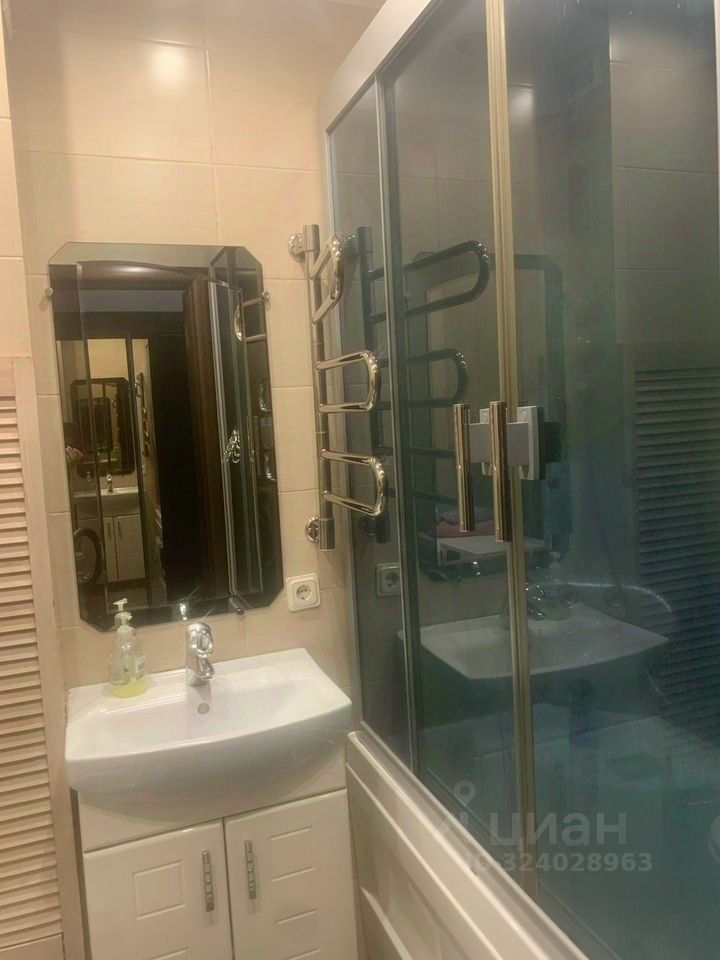 Аренда 2-комн квартиры на вторичном рынке пос. Петровское, улица Шоссейная, 33