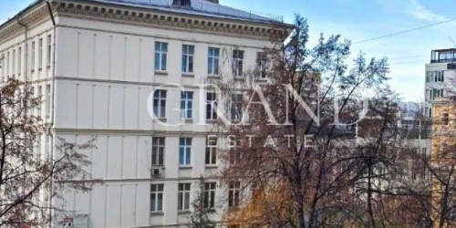 4-комн квартира улица Гиляровского, 50