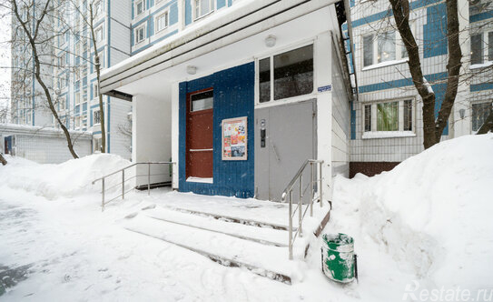 Продажа 1-комн квартиры на вторичном рынке улица Раменки,  д. 9 к3