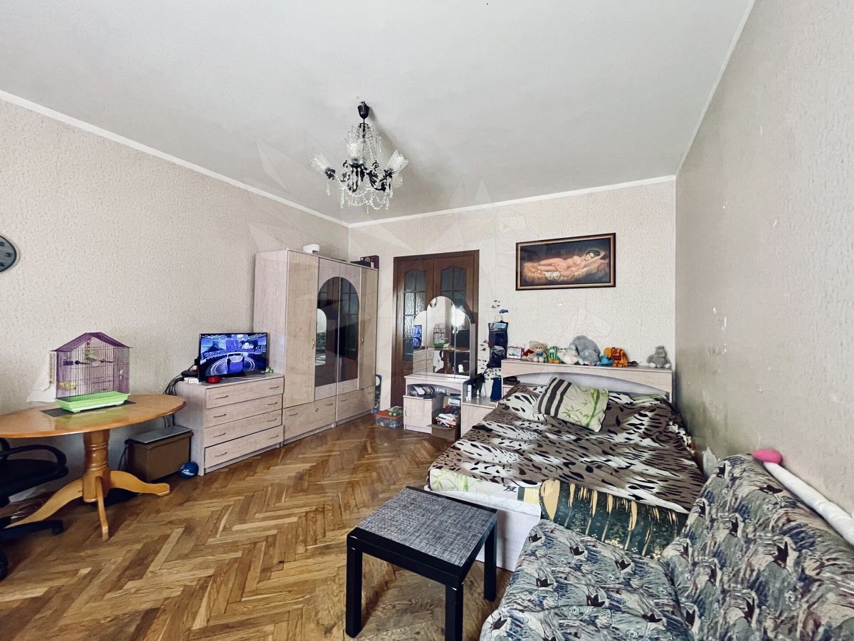 Продажа 3-комн квартиры на вторичном рынке улица Удальцова, 85К4