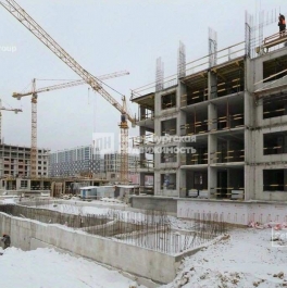 Продажа 1-комн квартиры на вторичном рынке Октябрьская наб,  д. 38