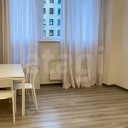 Продажа 2-комн квартиры на вторичном рынке улица Мастеркова,  д. 1