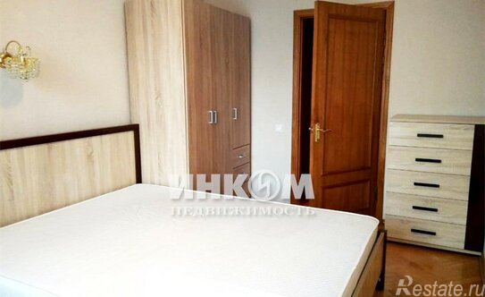 Аренда 3-комн квартиры на вторичном рынке улица Маршала Малиновского,  д. 8