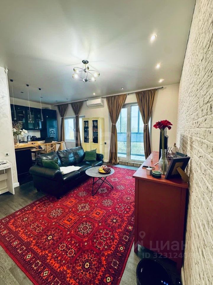 Продажа 1-комн квартиры на вторичном рынке с. Ромашково, проезд Рублевский, 40к1