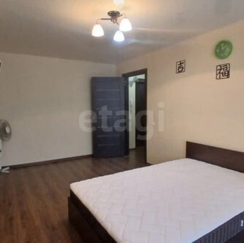 1-комн квартира Волхов, ул Авиационная,  д. 40