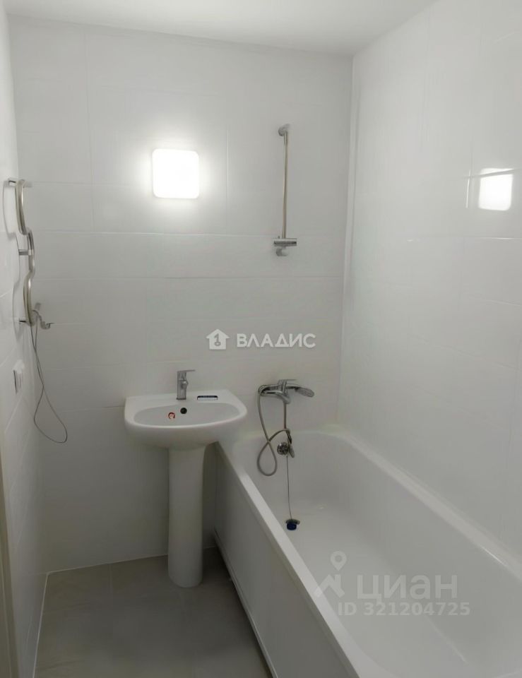 Продажа 1-комн квартиры на вторичном рынке улица Ивана Франко, 20к1