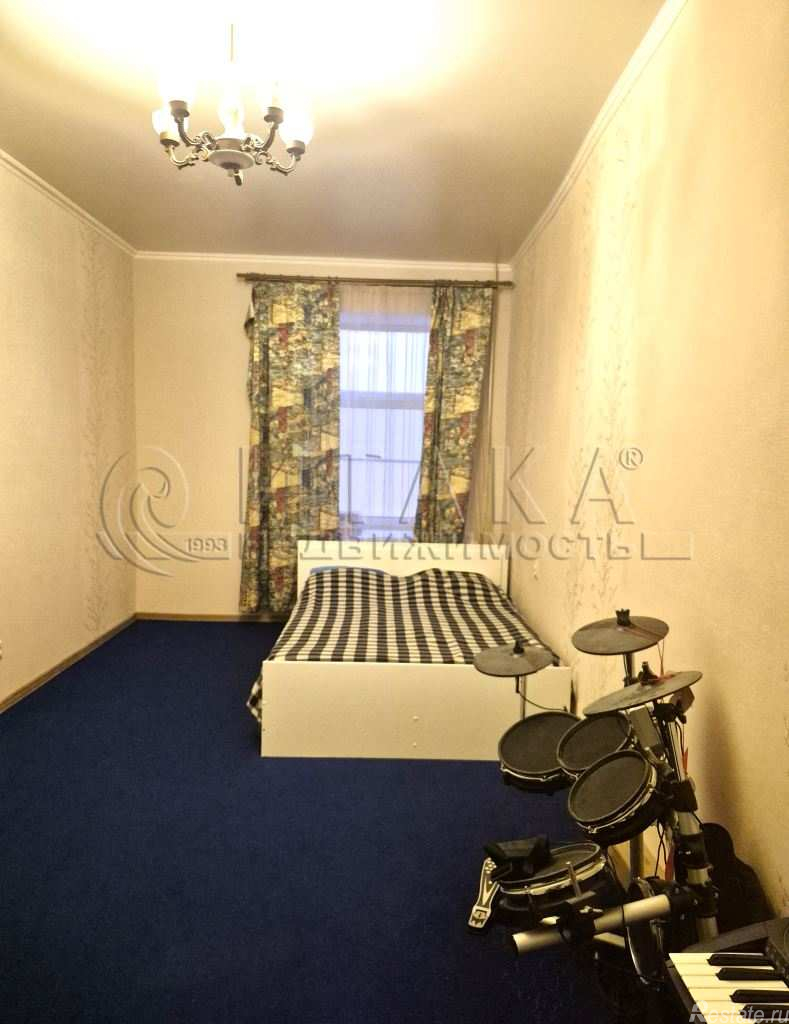 Продажа 2-комн квартиры на вторичном рынке Невский пр-кт.,  д. 97