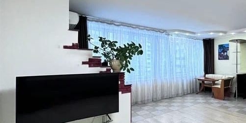 3-комн квартира улица Твардовского, 4К4