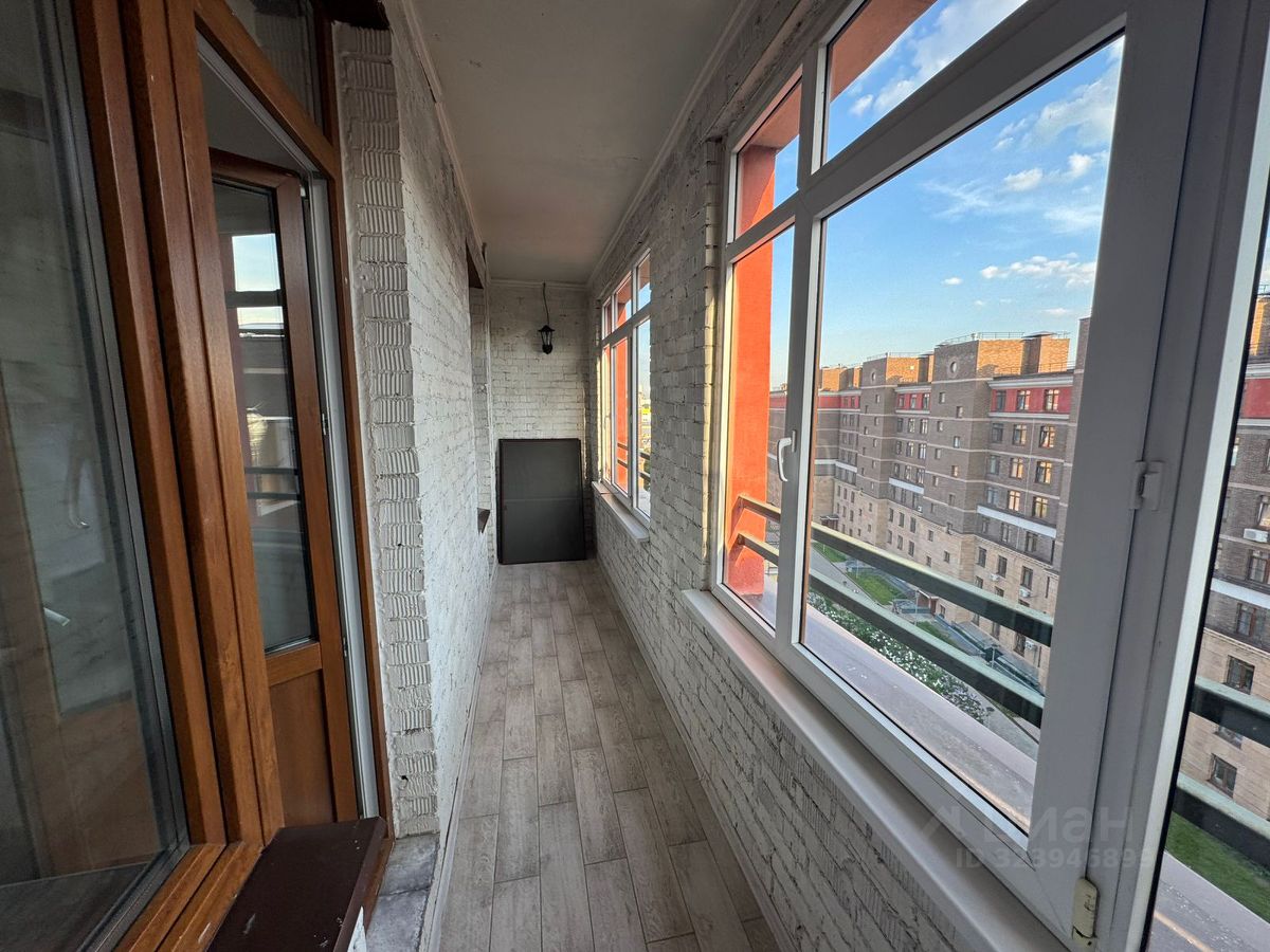 Продажа 2-комн квартиры на вторичном рынке Химки, улица Германа Титова, 2к2