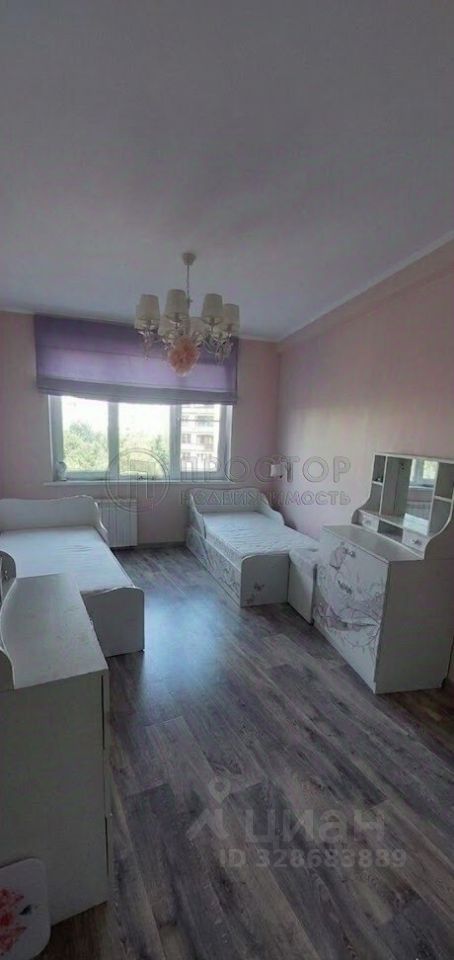 Продажа 4-комн квартиры на вторичном рынке Елецкая улица, 22/25