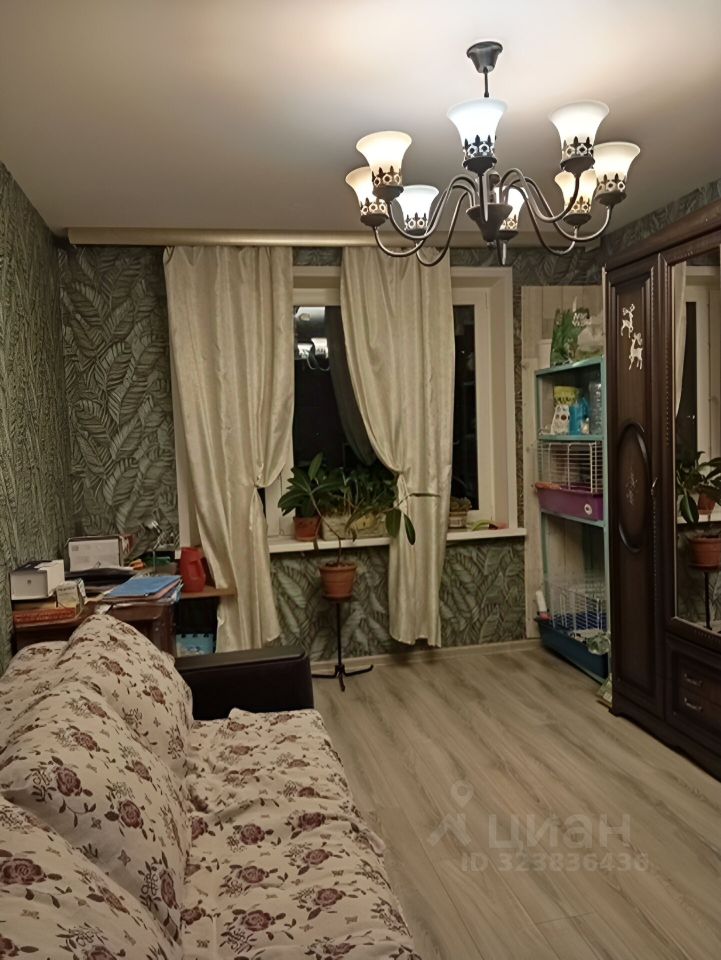 Продажа 2-комн квартиры на вторичном рынке Ореховый бульвар, 23К1