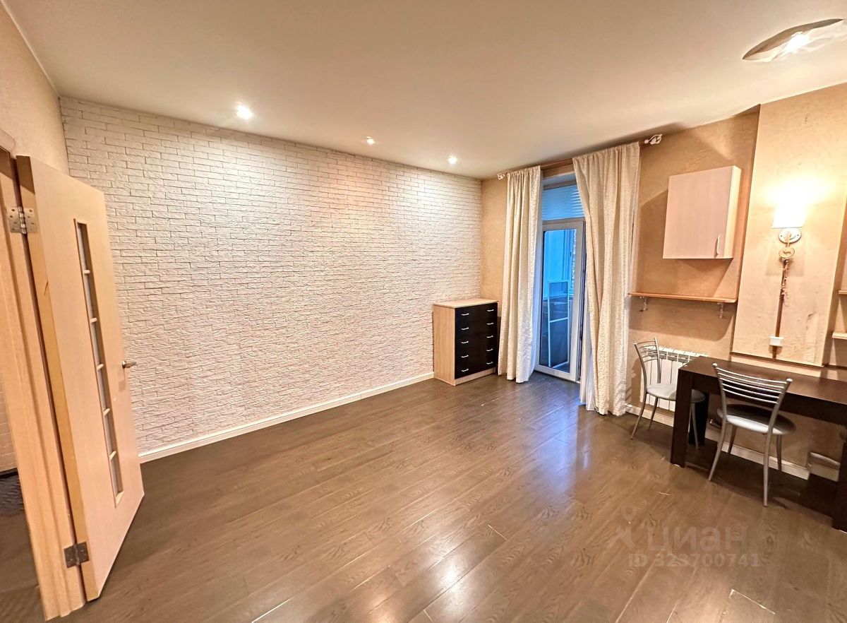 Продажа 2-комн квартиры на вторичном рынке Ленинградское шоссе, 32