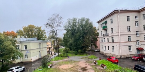 4-комн квартира ул Коммуны,  д. 58