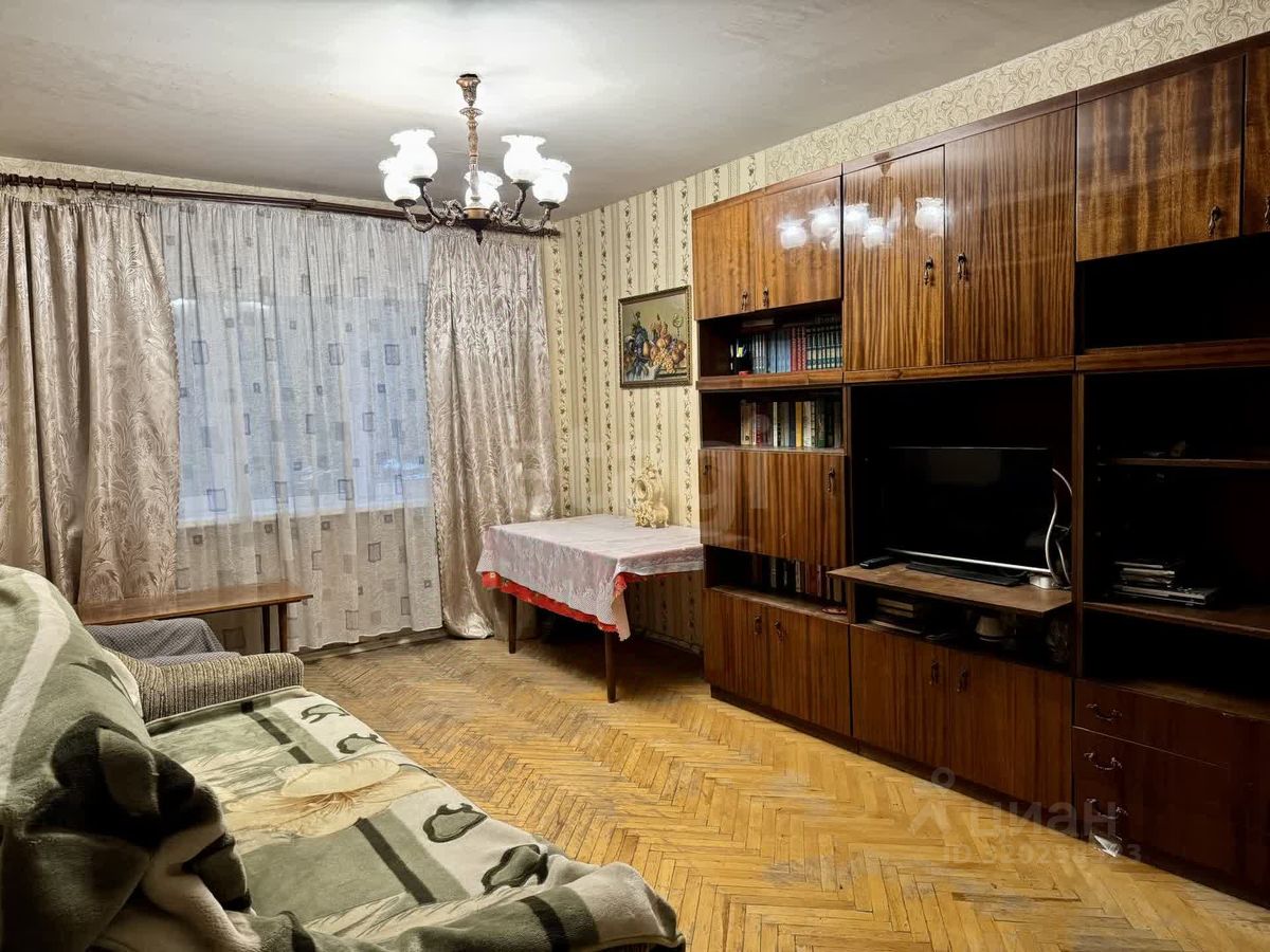 Продажа 3-комн квартиры на вторичном рынке Дегунинская улица, 13К2