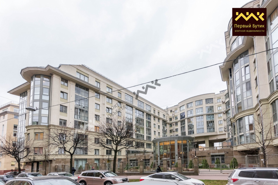 Продажа 2-комн квартиры на вторичном рынке Большая Посадская ул,  д. 12